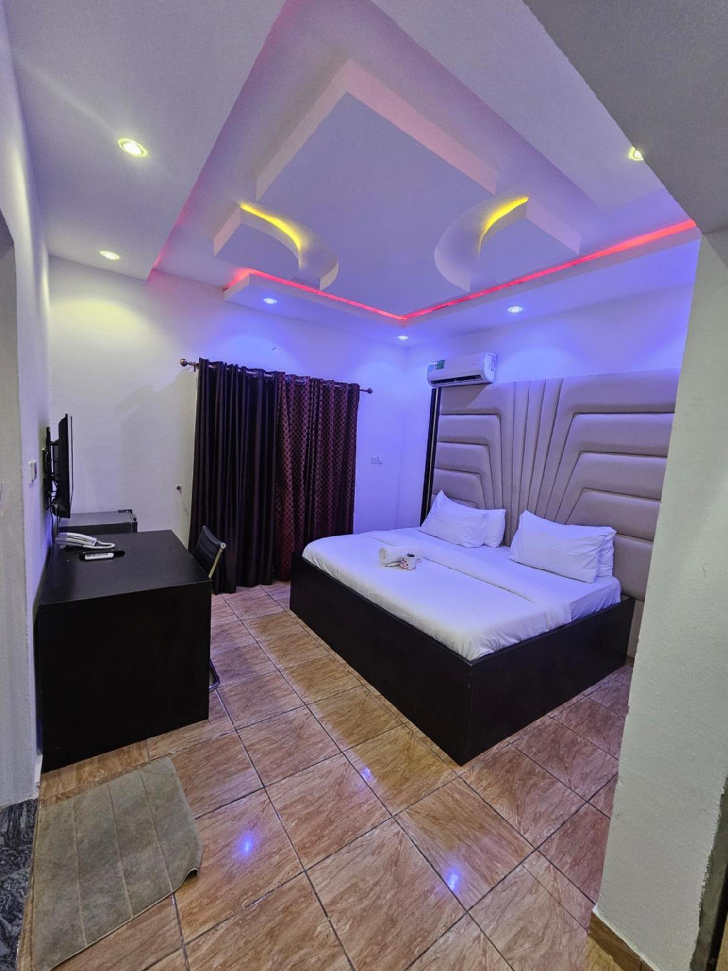 Vhs Vinchee Suites Lagos Zewnętrze zdjęcie