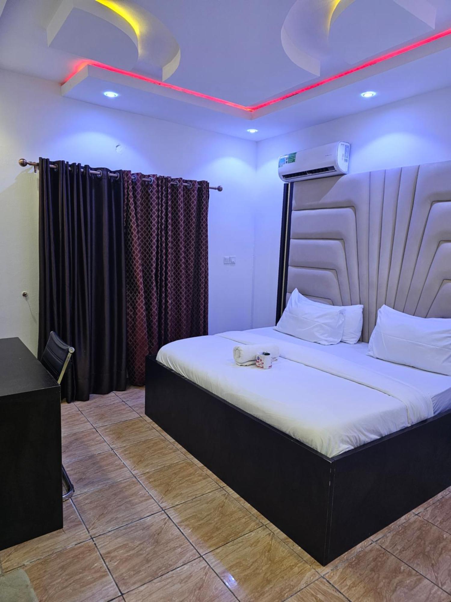 Vhs Vinchee Suites Lagos Zewnętrze zdjęcie