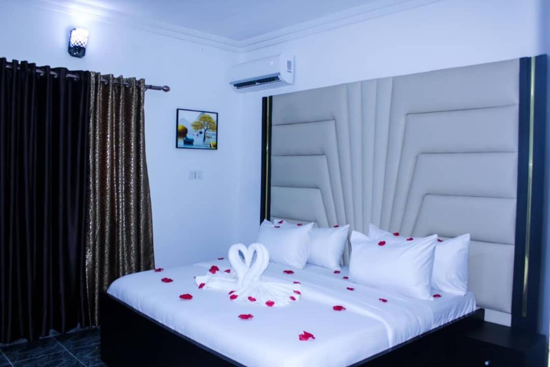 Vhs Vinchee Suites Lagos Zewnętrze zdjęcie