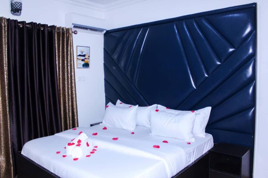 Vhs Vinchee Suites Lagos Zewnętrze zdjęcie